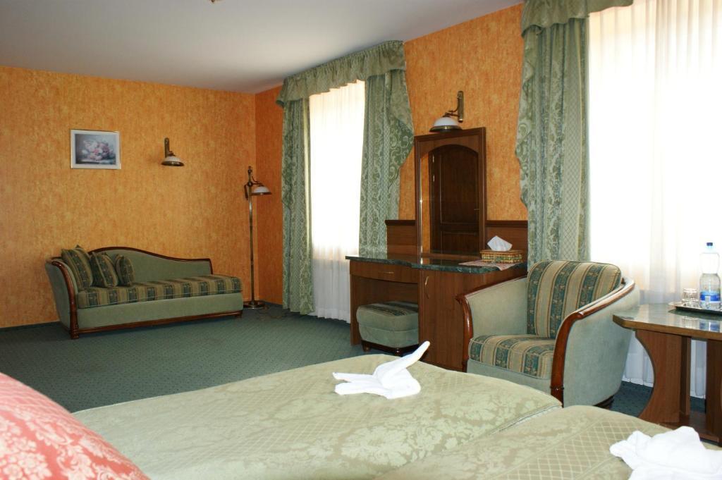 Hotel Mazurski Dworek Mikołajki Habitación foto