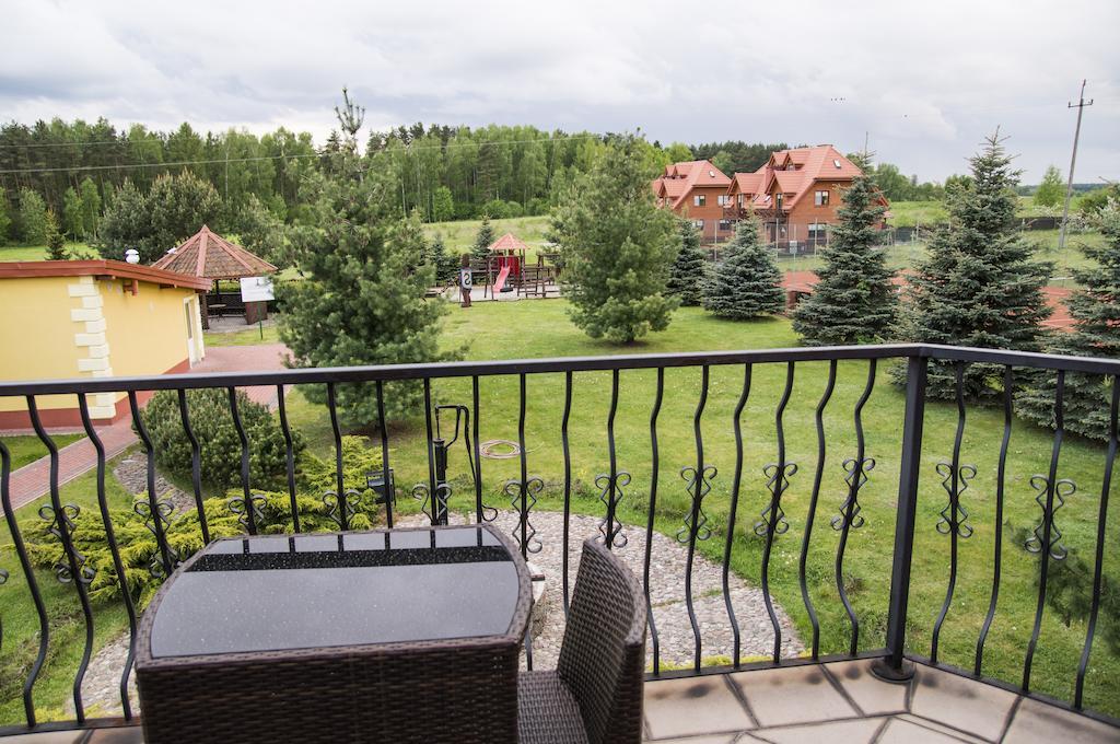 Hotel Mazurski Dworek Mikołajki Habitación foto