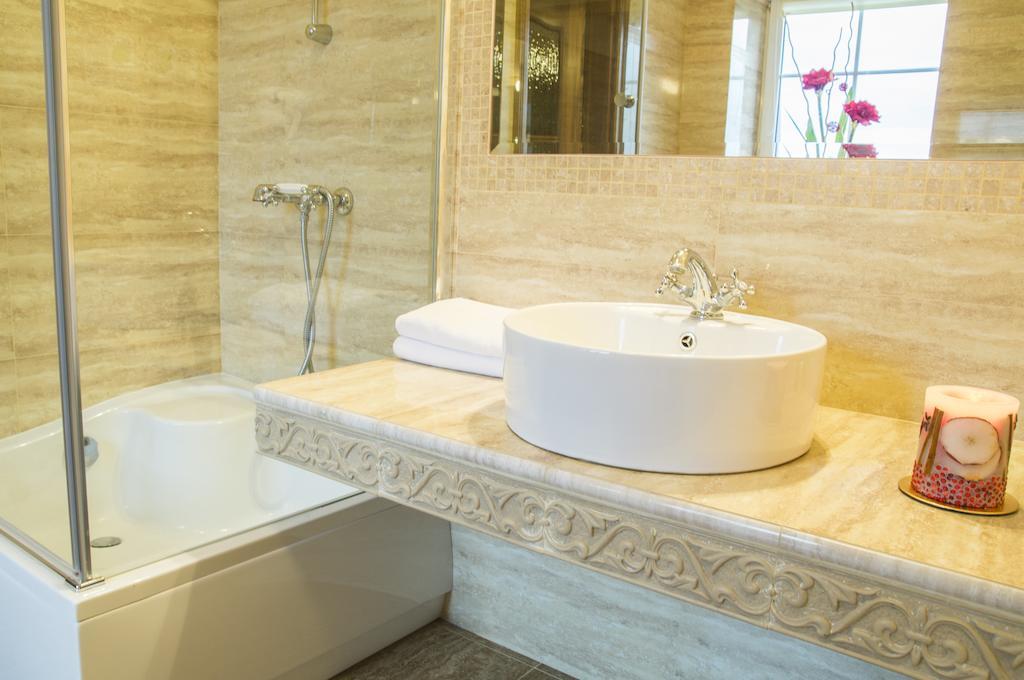 Hotel Mazurski Dworek Mikołajki Habitación foto
