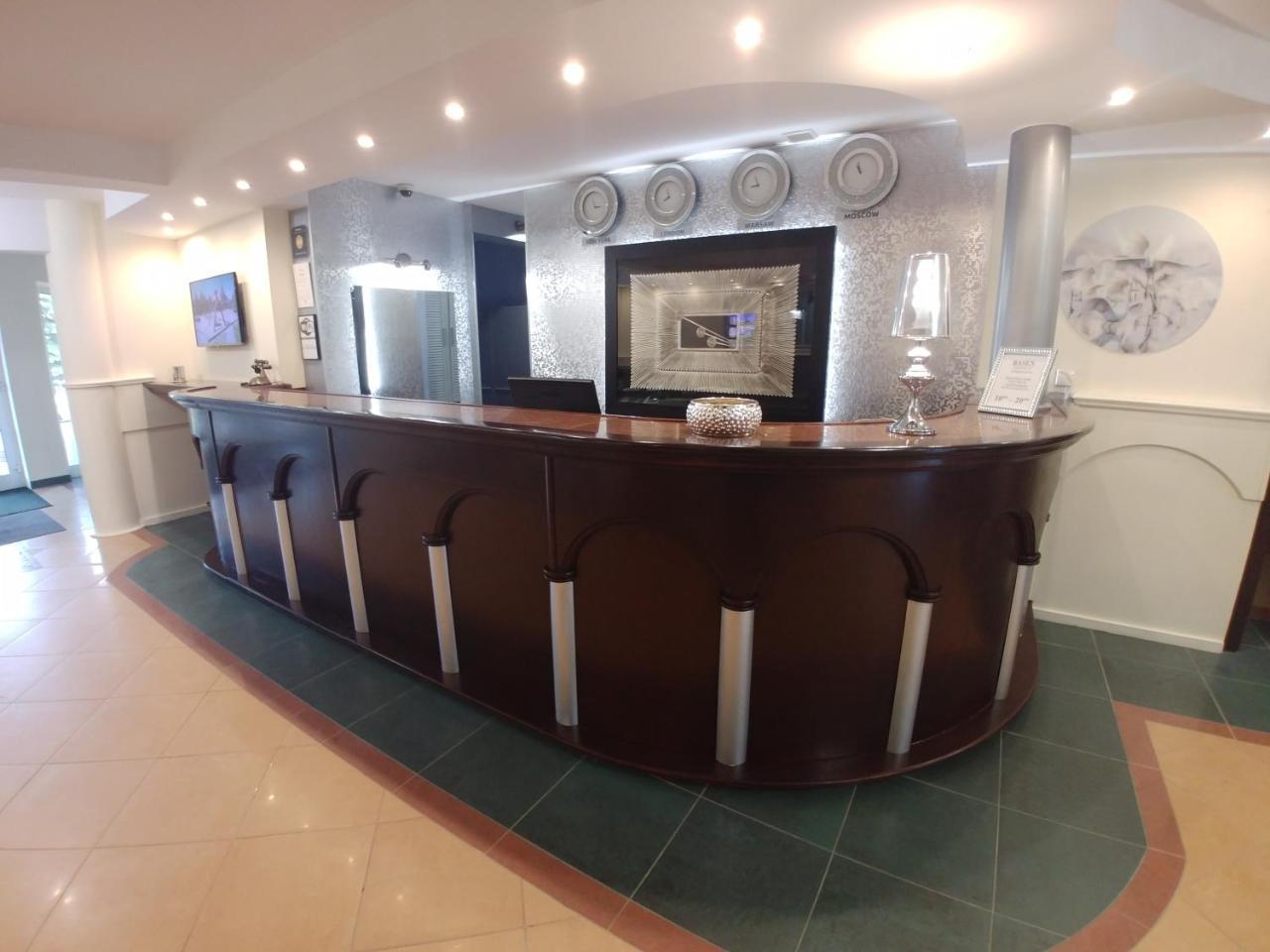 Hotel Mazurski Dworek Mikołajki Exterior foto